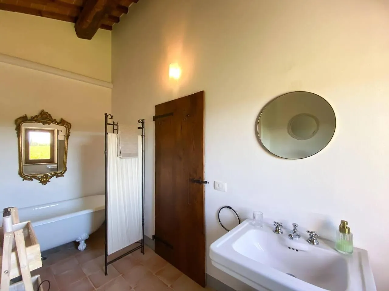 Charming 10 Pax Villa In Cortona With Private Pool Italy